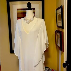 Ralph Lauren Elegant White V-Neck Dress